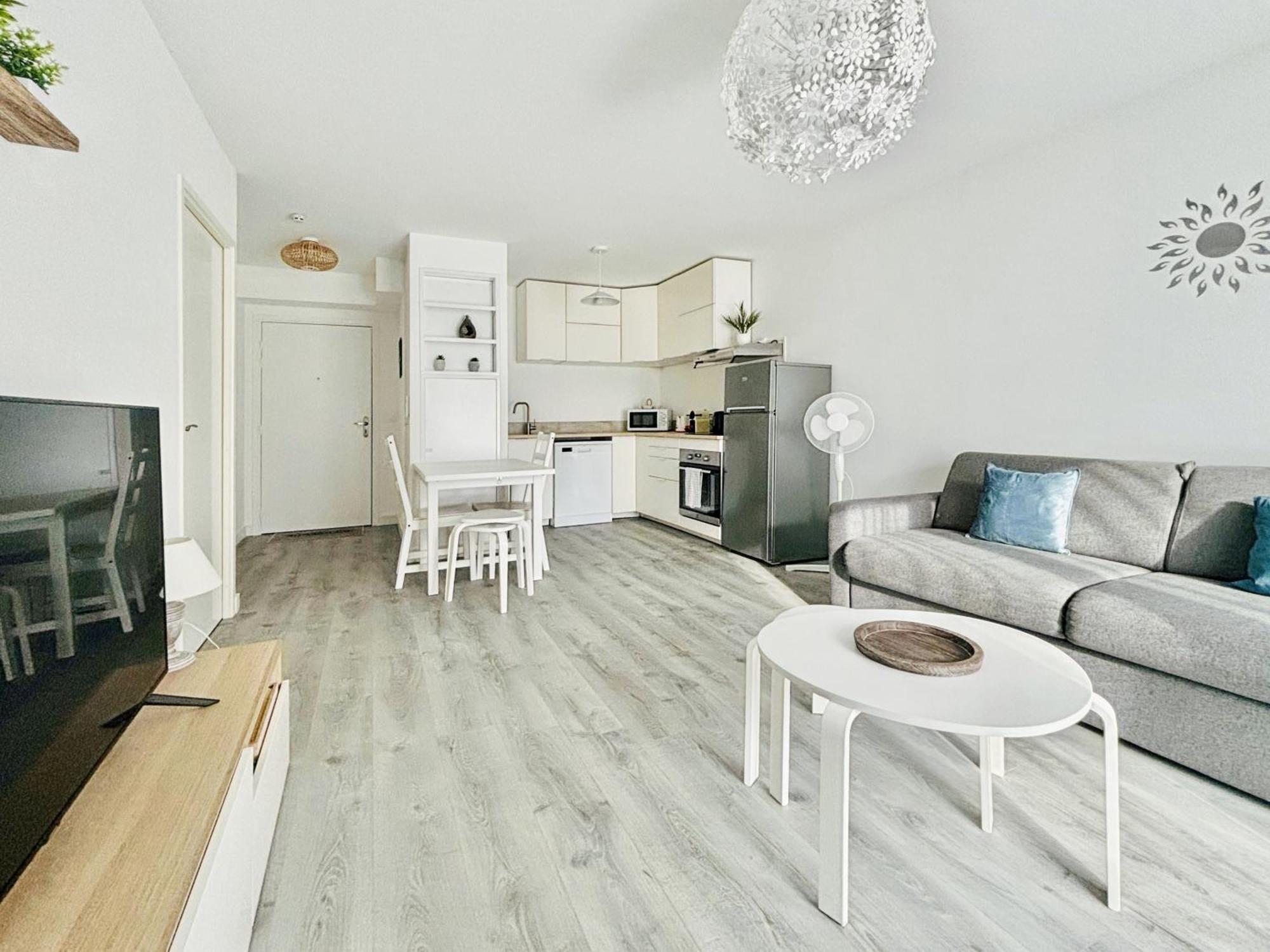 Sunny Suite Disneyland Paris - Rentaway Bnb Montévrain Zewnętrze zdjęcie