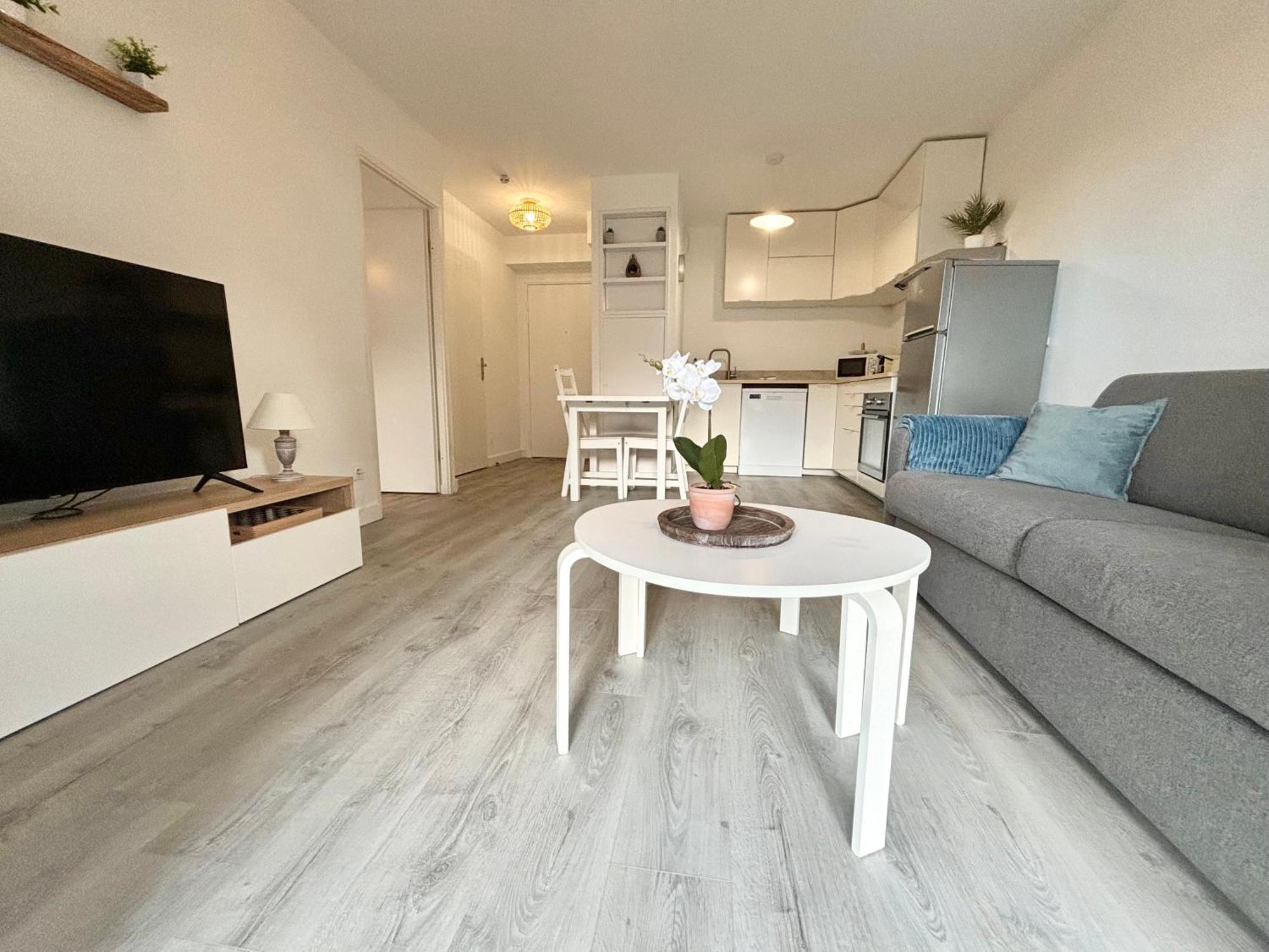 Sunny Suite Disneyland Paris - Rentaway Bnb Montévrain Zewnętrze zdjęcie